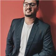 Docente qualificato impartisce lezioni di pianoforte